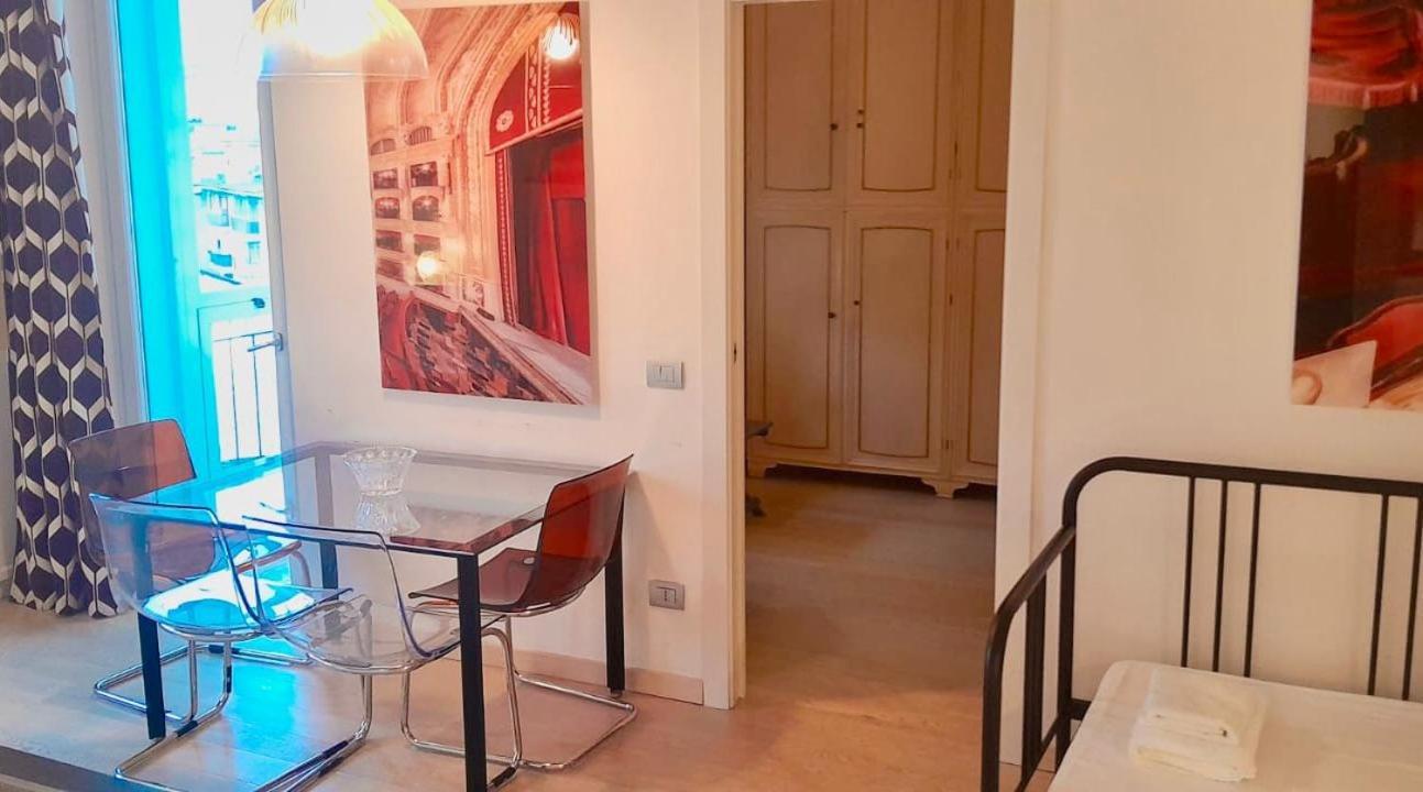 Guesthost - Piazzale Susa Bright Flat Con Veranda, Milan